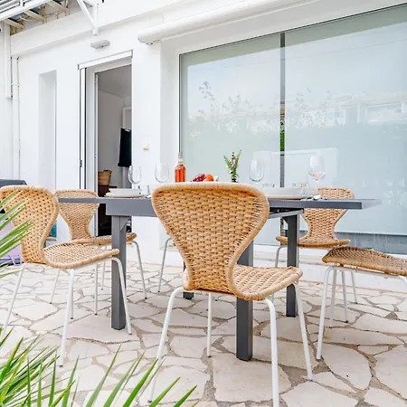 Sea Breeze House By Interhome Hébergement de vacances *